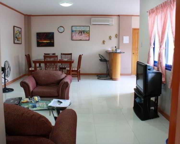 Dumaguete Springs Apartment Dumaguete City Экстерьер фото