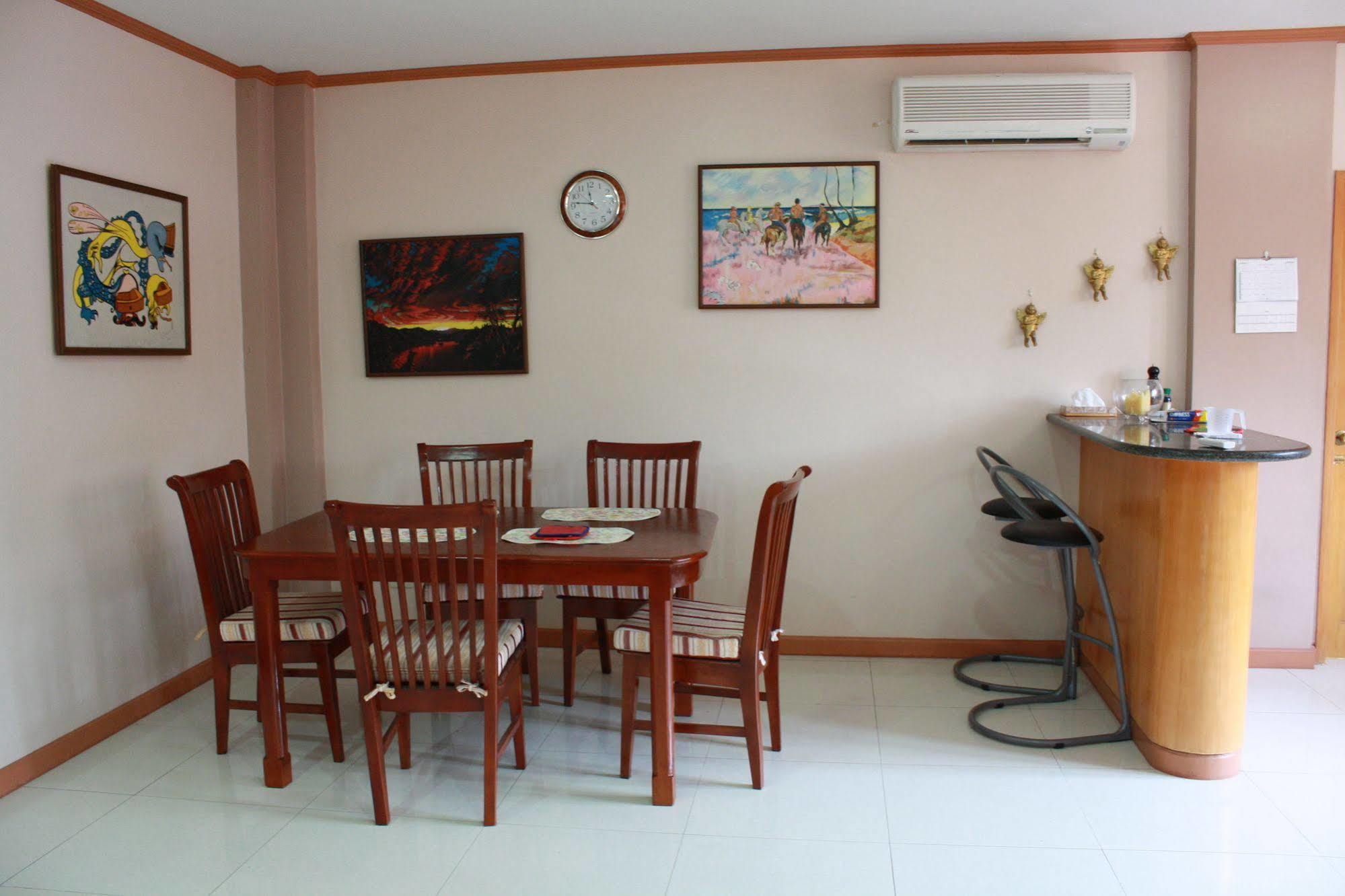 Dumaguete Springs Apartment Dumaguete City Экстерьер фото